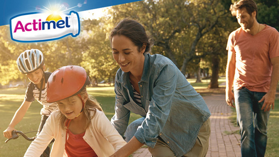 ¡A por más planes en familia junto con Actimel! 