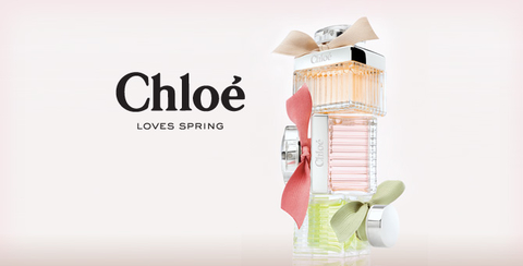 Chloé y su jardín de rosas