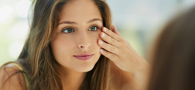 … ayudándonos a conseguir una piel sana y radiante, regenerando y oxigenando nuestra piel de forma óptima y refrescante…