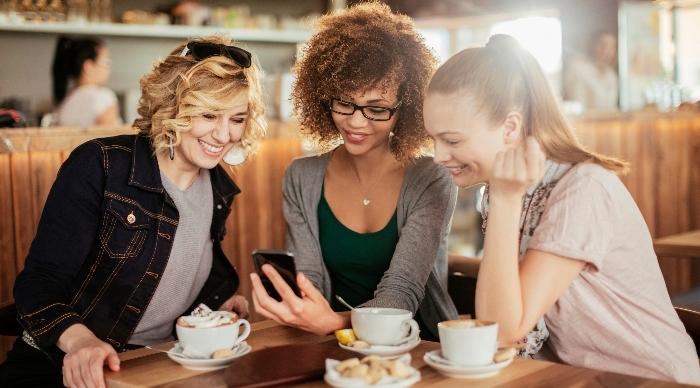 Invita a tus amigas para hablar de Original Remedies Arce