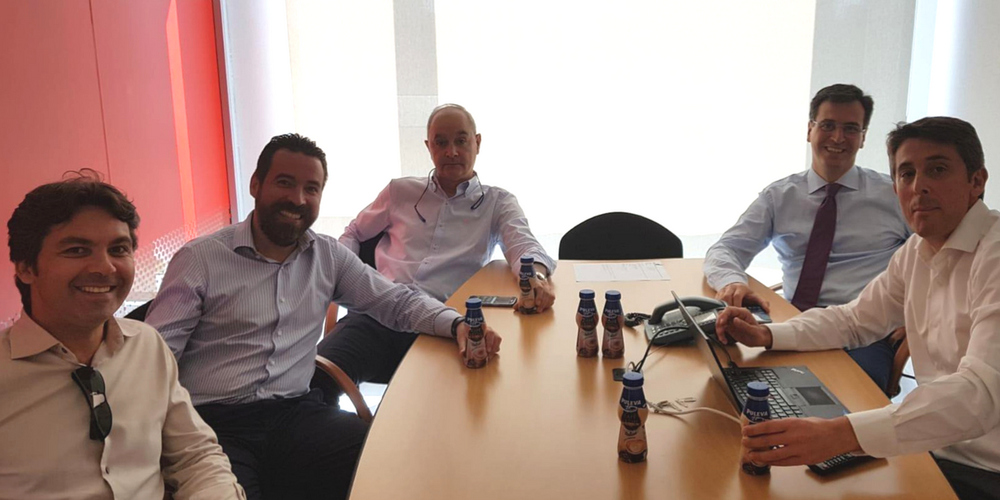 #PulevaCaféConLecheDeliss en nuestros trabajos. ;)